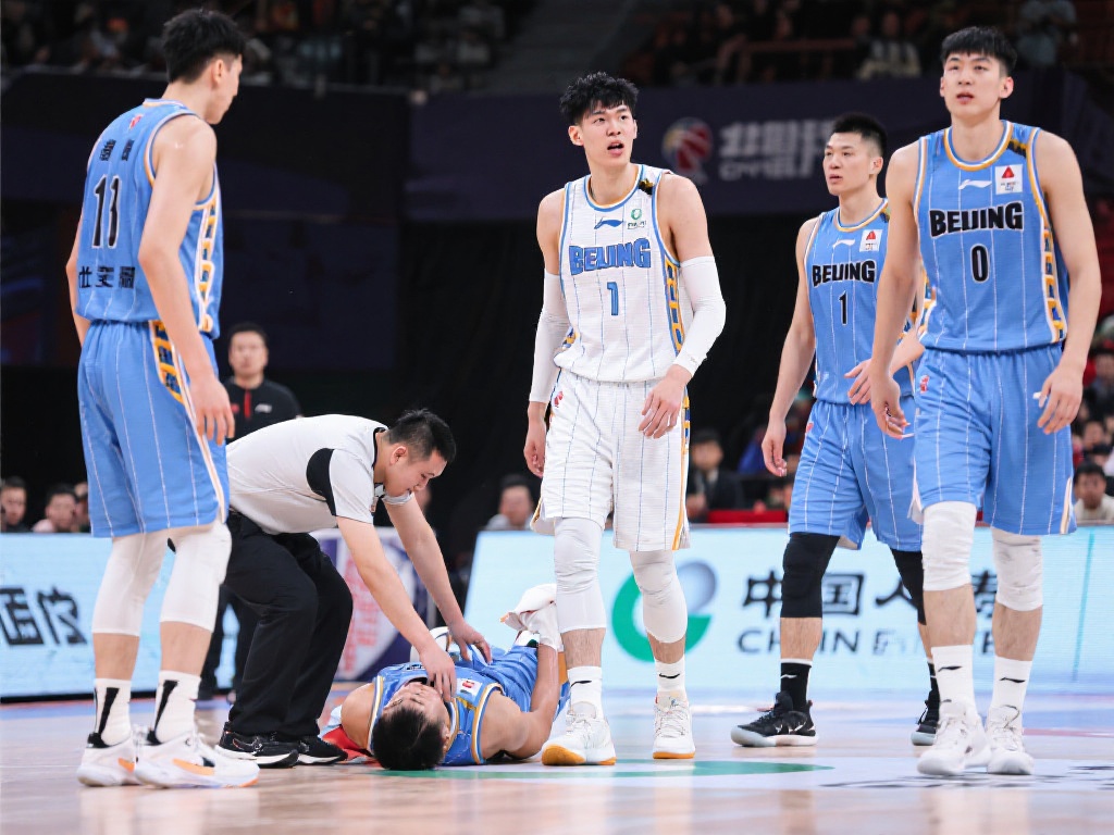 巴萨更衣室 巴萨更衣室